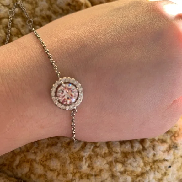 Jewelry - Picture 4 of 6